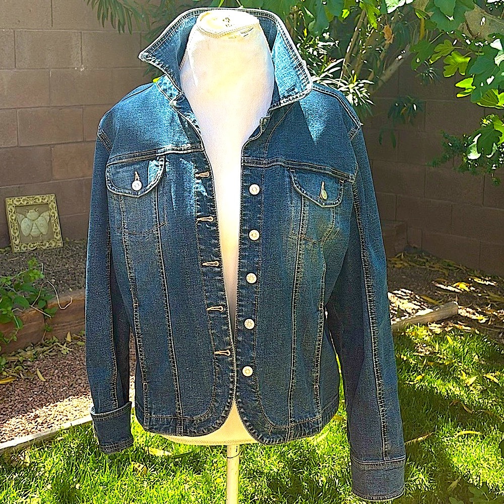Vintage Denim Jean Jacket Size M